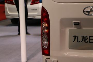 EW4 綯