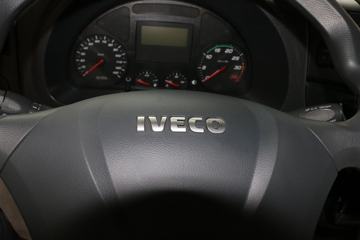 ĭ