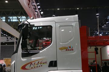  ³M3 220 4X2ػ