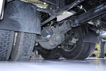 绪 T7 420 6X4 LNGǣ