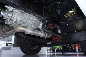 绪 T7 420 6X4 LNGǣ