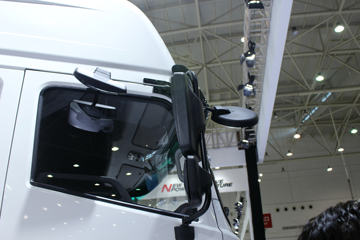 绪 T7 420 6X4 LNGǣ