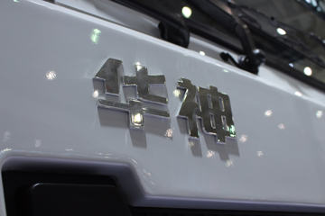 绪 T7 420 6X4 LNGǣ