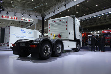 绪 T7 420 6X4 LNGǣ
