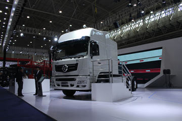 绪 T7 420 6X4 LNGǣ