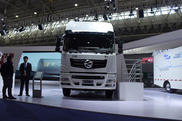 绪 T7 420 6X4 LNGǣ