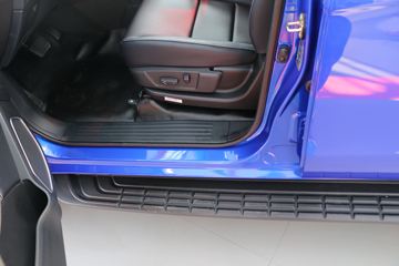     2.0T  Ƥ