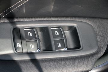    2.0T  Ƥ