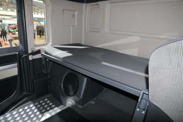  TGS 400 4X2ǣ