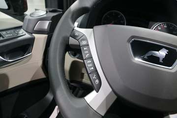  TGS 400 4X2ǣ