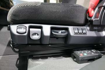  TGS 400 4X2ǣ