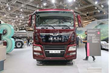  TGS 400 4X2ǣ
