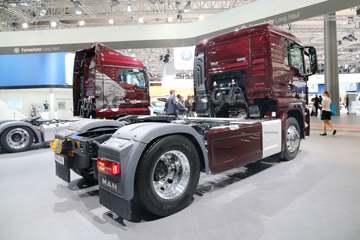  TGS 400 4X2ǣ