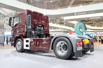  TGS 400 4X2ǣ