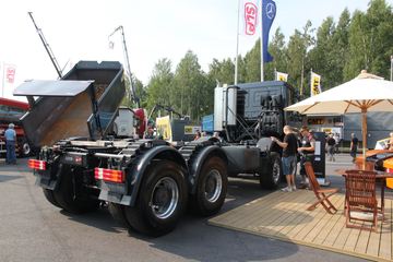 Actros 8X8̳