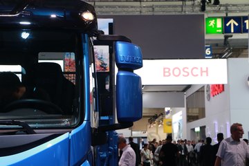 ά EuroCargoп 204 4X2 CNGж