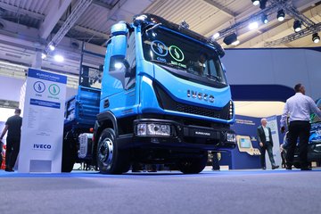 ά EuroCargoп 204 4X2 CNGж