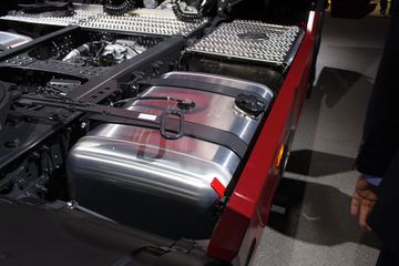  Arocsؿ 4X2ǣ(1853 LS nRL)
