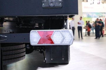  BharatBenz MDT 4X2ᳵ