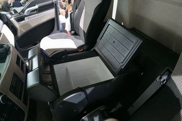  TGS 460 6X2 ΣƷ޳