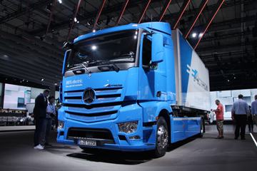  Actros 4X2綯س