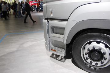  ɣFUSO Super Great 6X2ػ