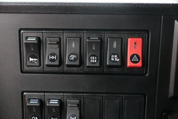 ϿK60D 375 6X4 6.2ж