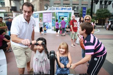 �ֶ��ּ�ͥ���(8��27��)