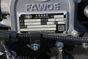 J6F 130 4X2 Ῠ()
