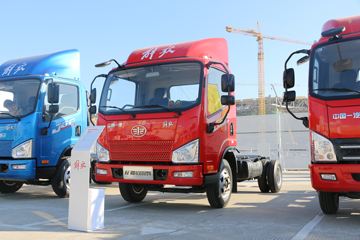 J6F 130 4X2 Ῠ()