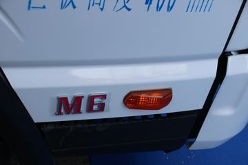 M6 130 4.2׵Ῠ