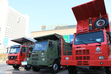 HOWO  6x4ó
