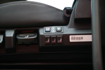 ǵ¿C7H 600 6X4AMTǣ()