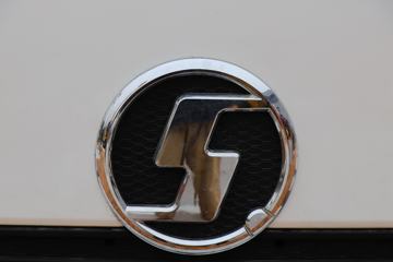 ����K3000 140���� 4X2 3Tѹ��������(�����)