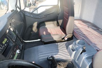 J6L  320 8X4 8賵