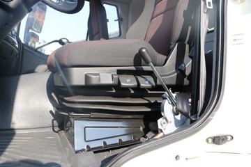 J6L  320 8X4 8賵