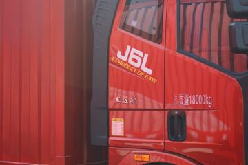 J6Lп  240 4X2 6.8ʽػ(b)