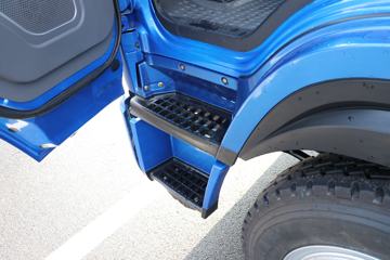 X6ϵ�� 220���� 6X2 6.8����ж��(����)