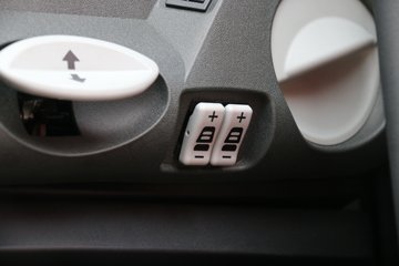 J7ؿ 560 4X2 ǣ()(Һ)