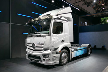 ķ eActros 300 4X2綯ǣ