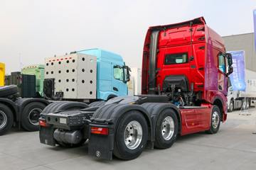 X6000 800 6x4 ǣ