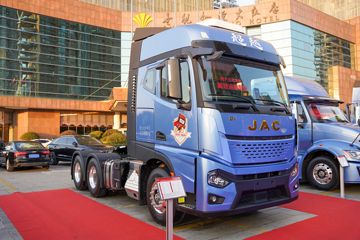 ԽQ7 560 6X4 AMTԶǣ