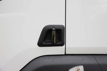 �������� �³���M3 170���� 4X2 ��ˮ������