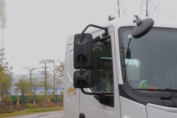 �������� �³���M3 170���� 4X2 ��ˮ������