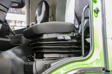 ܻH6 6X4 ʽ綯ж282kWh