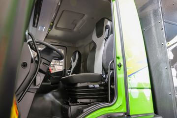ܻH6 6X4 ʽ綯ж282kWh