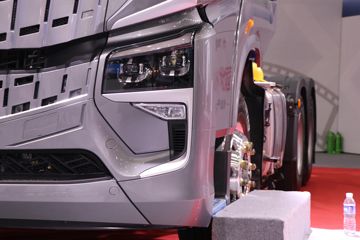  HK 680 6X4 AMTԶǣ
