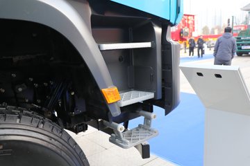 ؿ X5000 ݼӢ 630 8X4 8.6LNGж