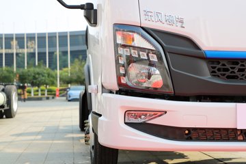L2 춯 4X2 L2V ɲ 4.2׵ŲդʽῨ ˹14.01kWh