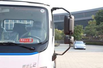 L2 춯 4X2 L2V ɲ 4.2׵ŲդʽῨ ˹14.01kWh
